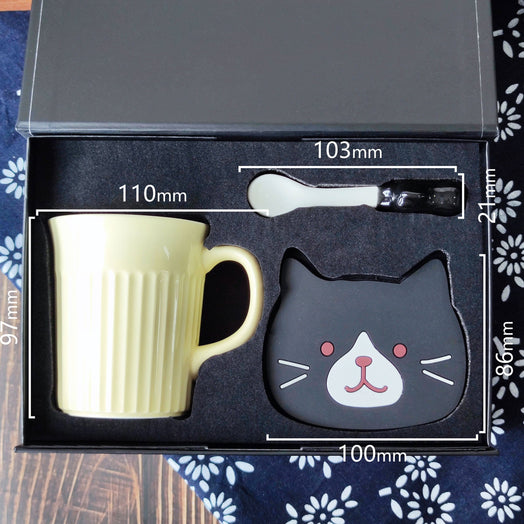 Meow Tea Party