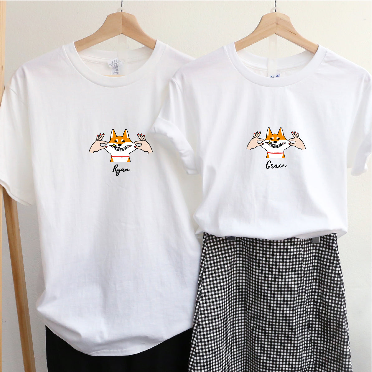 【可自由配色】情侶裝  T-Shirt  | 微笑柴犬