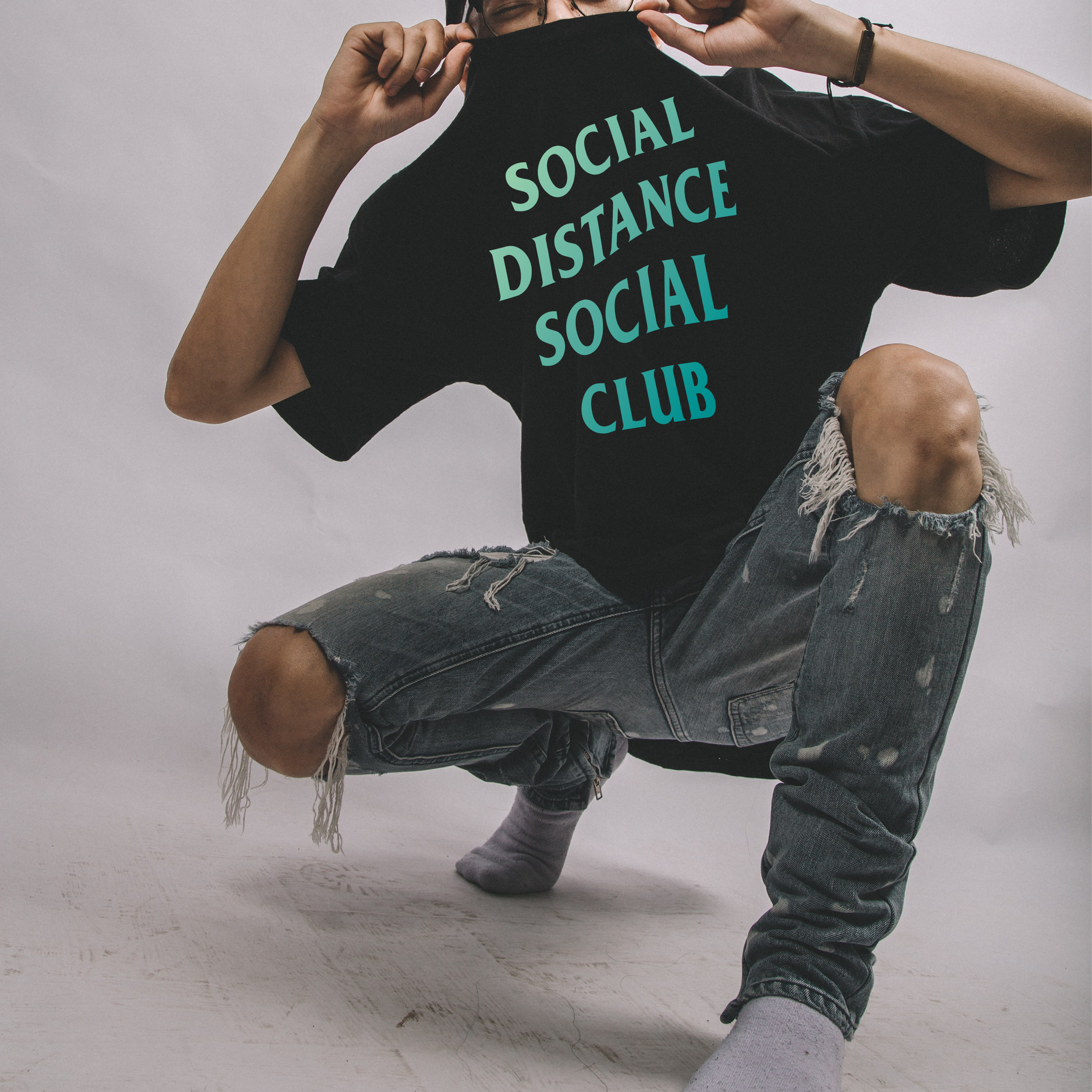 Giveco Design Tee  |  Social Distance (單件)